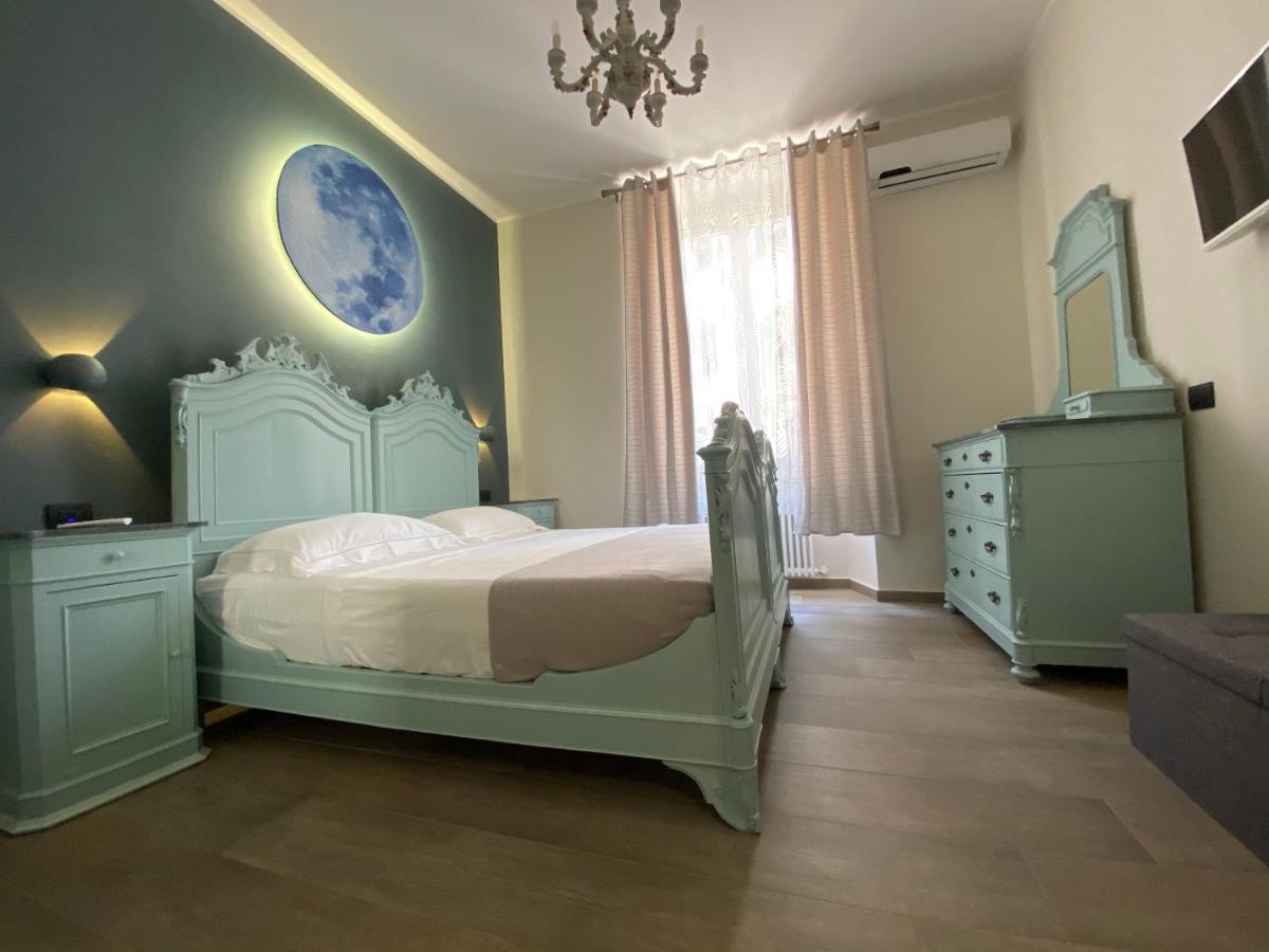 Mondo Vacanze Apartment Savona Bagian luar foto