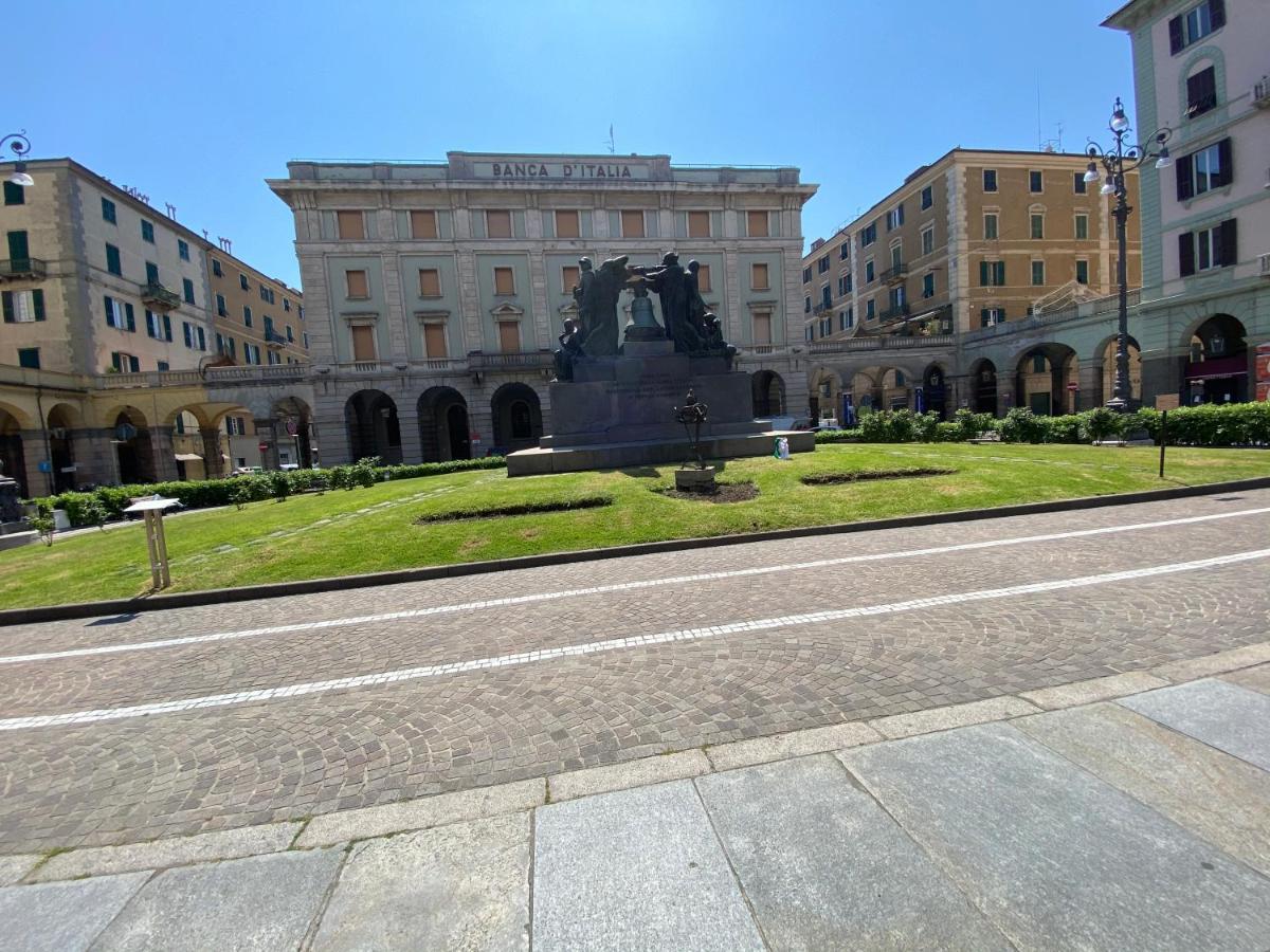 Mondo Vacanze Apartment Savona Bagian luar foto